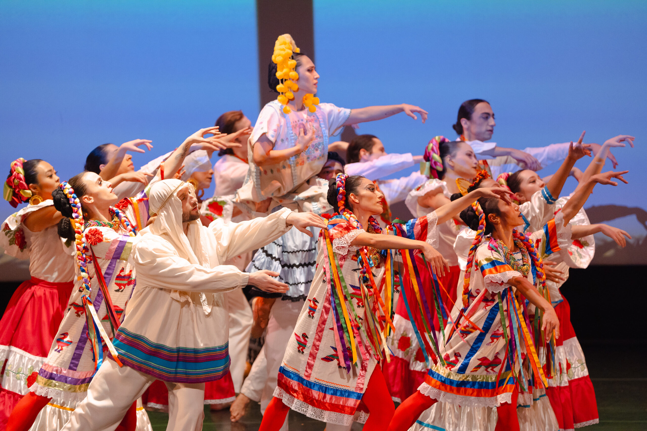 Ballet Nepantla: Nacimiento